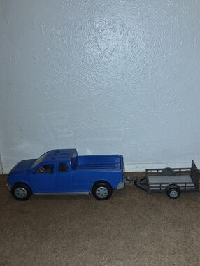 Pick-up Truck with Detachable Trailer